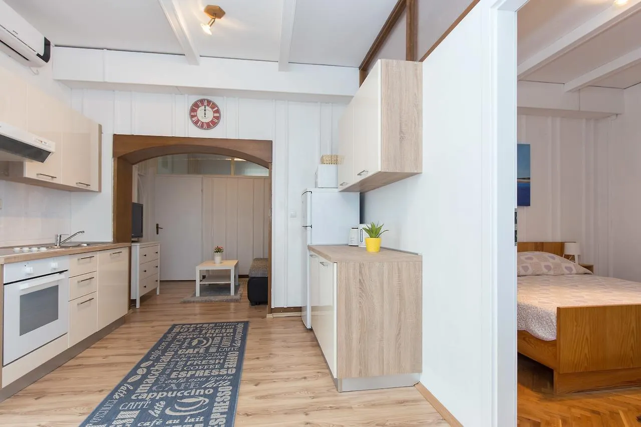 Apartments Pavic Malinska