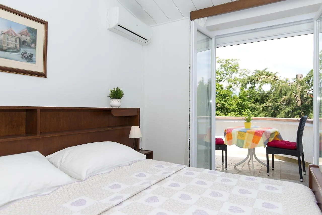 Apartments Pavic مالينسكا كرواتيا