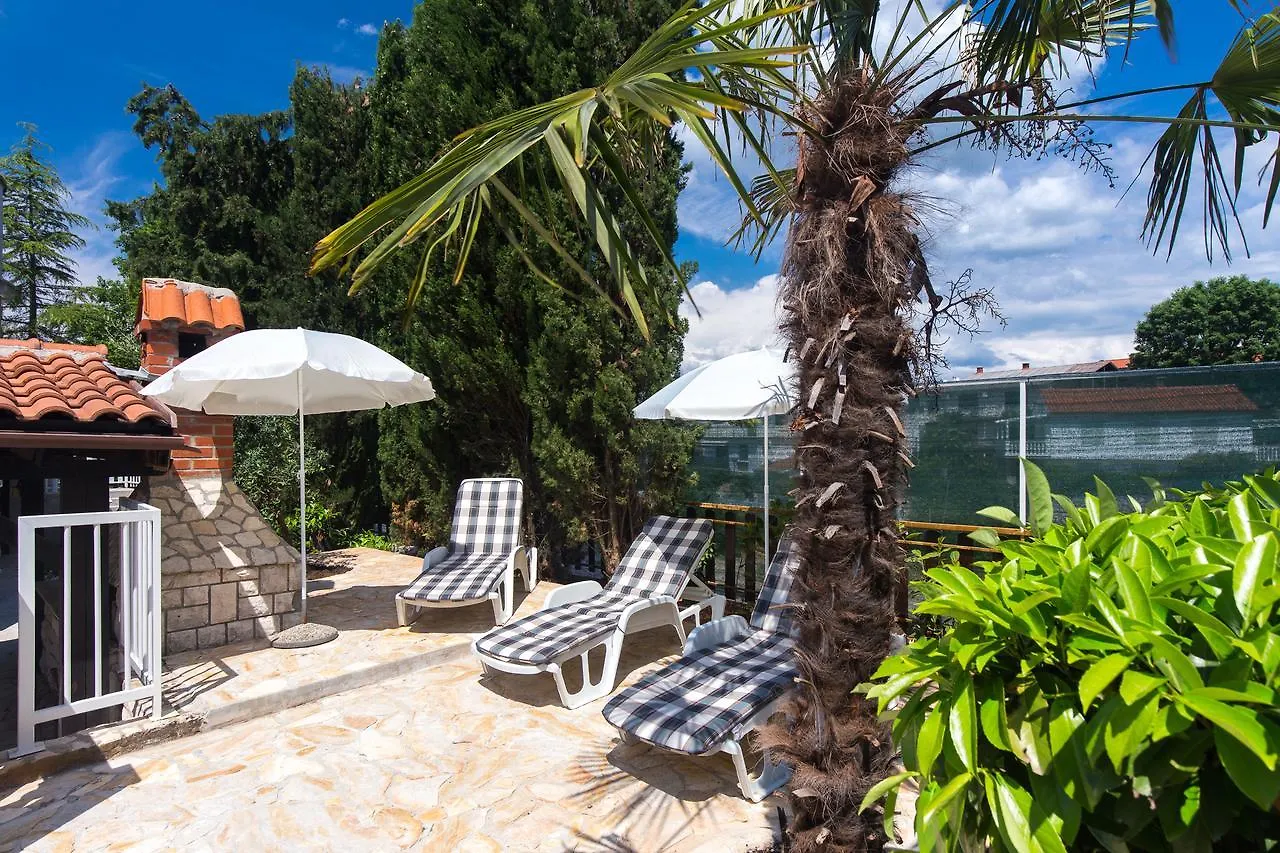 Apartments Pavic Malinska