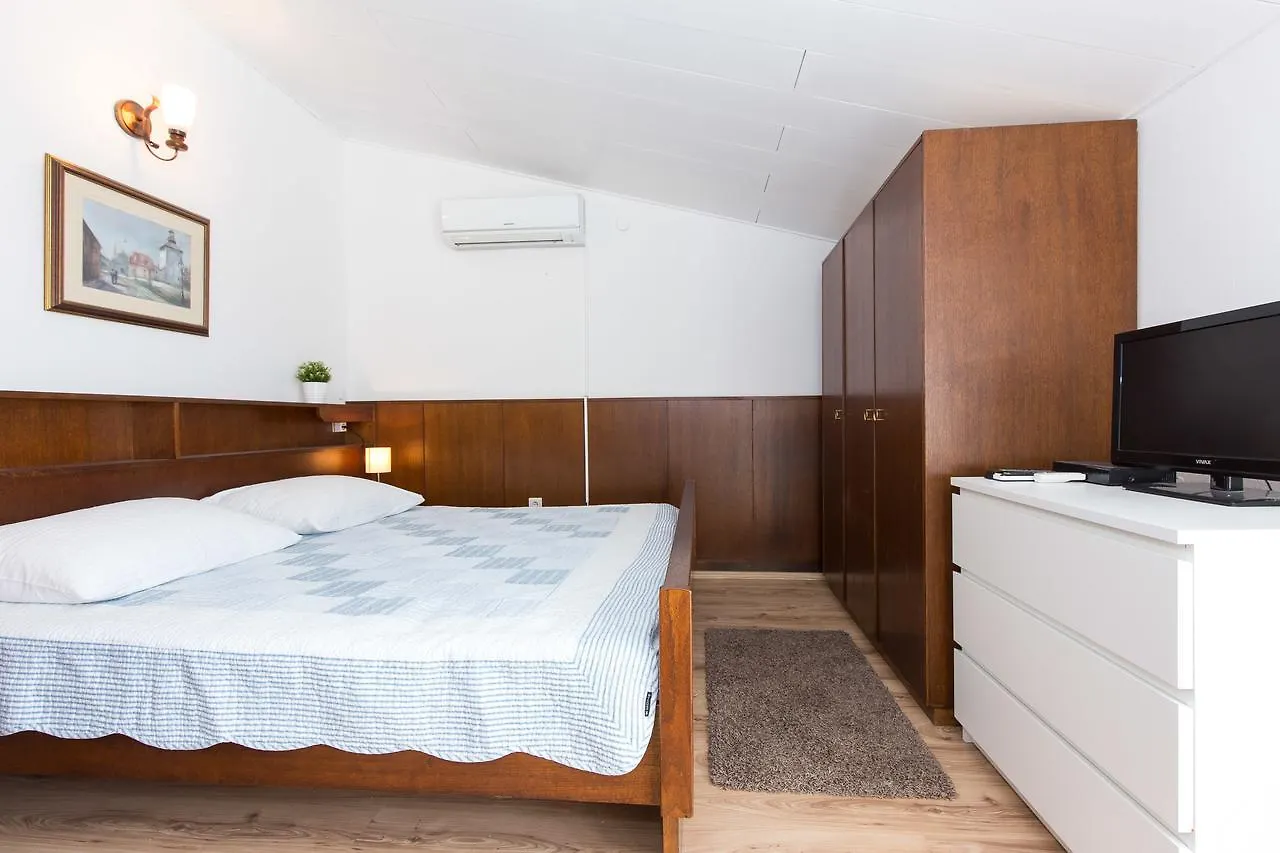 Apartments Pavic Malinska